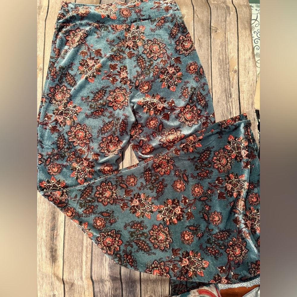 Floral Wide Leg Pants